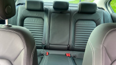 Volkswagen Passat 1.4 TSI PHEV GTE Advance 4dr DSG Saloon